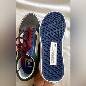 Vans Green and Burgundy Low-Top Sneakers